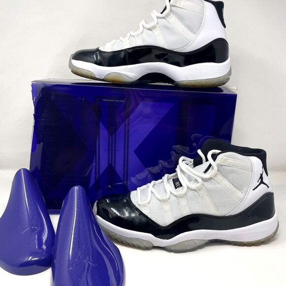 Nike Air Jordan 11 Concord Mens 11 Black Patent Leather Iconic Sneakers 2011 EUC - Picture 2 of 13